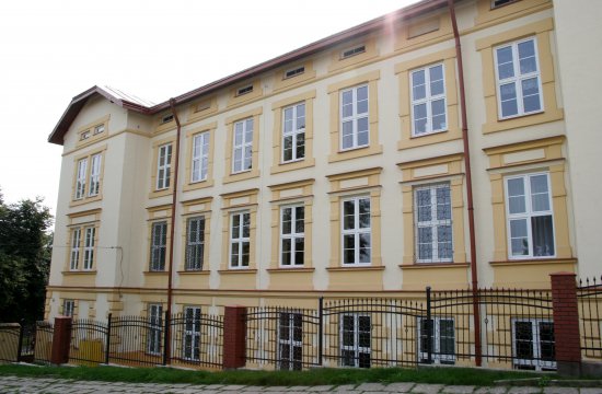 budynek_szkoly (2)